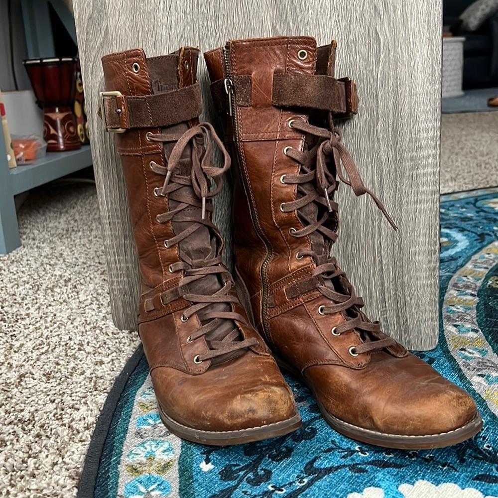 Timberland boots with floral lining 9.5